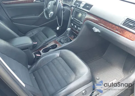 2013 Volkswagen Passat 2.0L Tdi Sel Premium from USA, damaged, VIN 1VWCN7A37DC028959